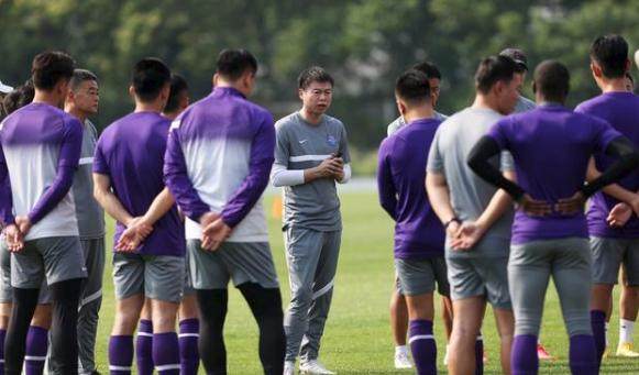 津媒:有年轻球员试训津门虎 外援补强将存变数